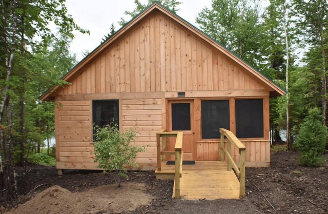 Cabin, Queen, Double, Twin, Private Bath