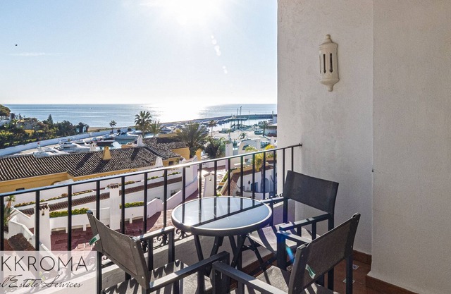Port de Cabopino · Appartement OCEANVIEW confortable, parking gratuit, wifi, 3 PISCINES,