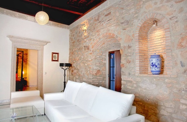 CACERES APPARTEMENT CHORRILLO INTRAMUROS