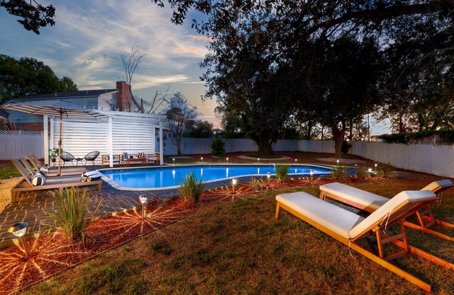 Cactus Club - A Birdy Vacation Rental
