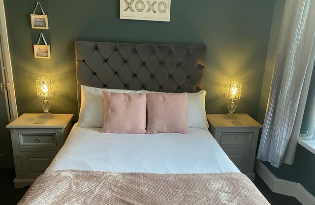 Suite-Prestige-Douche-Caerphilly Suite