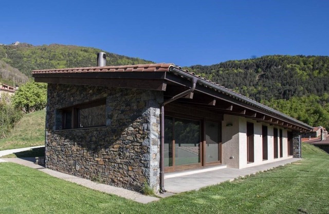 Cal Sadurní - Casa de diseño en la falda de la montaña del Taga