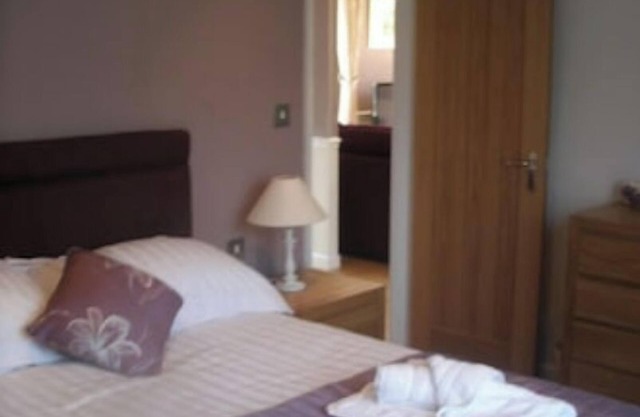 Calf How Lodge