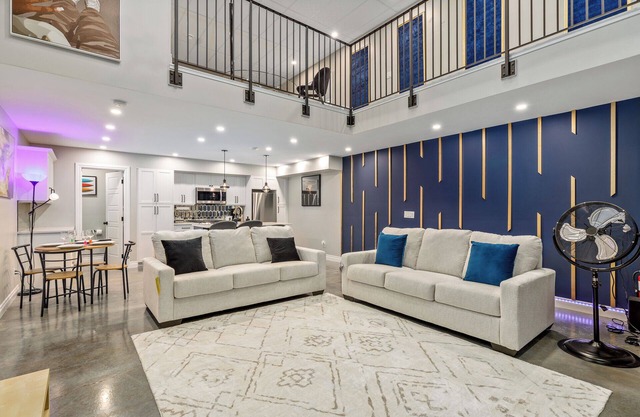 Calgary Finest Open Concept Loft near Downtown