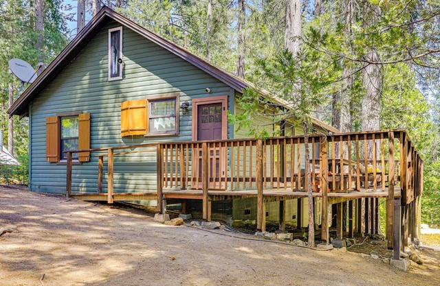 California Mountain Cabin w/ Lake Access & Deck!