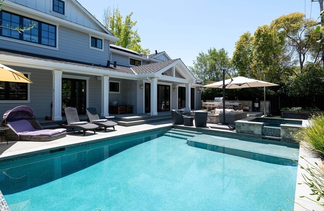 California Poolside Living