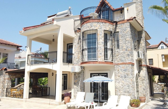 Calis Beach - Belle villa de 4 chambres avec piscine privée et WiFi