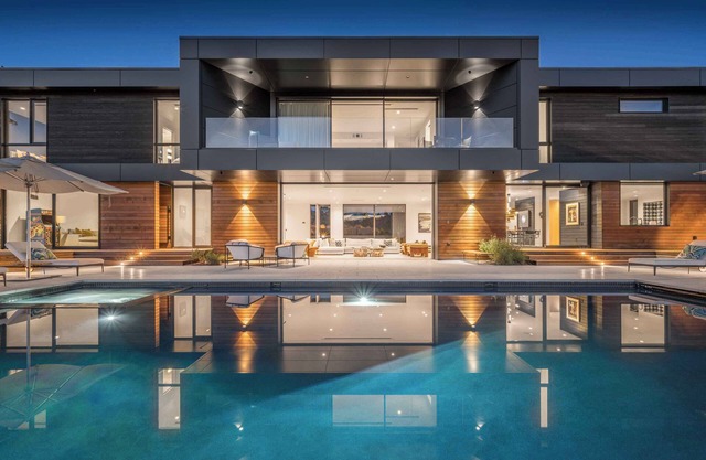 Calistoga Valley Mansion w/ Pool & Hot tub Tennis