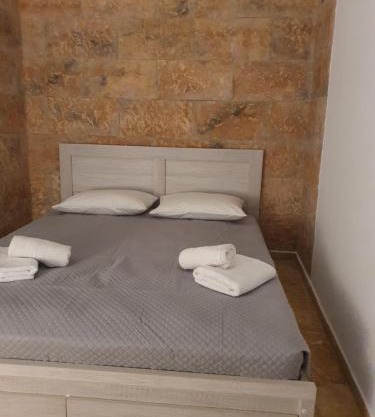 Callisto room 1