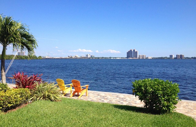 FORT MYERS FRONT DE L'EAU / VUES RIVER DISTRICT