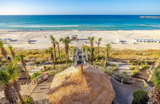 Calypso Penthouse ~ À côté du parc de jetées ~ Service de plage inclus ~ Gulf Front!