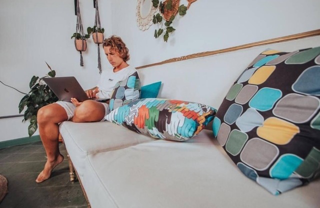 Cama En Habitación Compartida Mixta En El Sector De La Candelaria - Medellín
