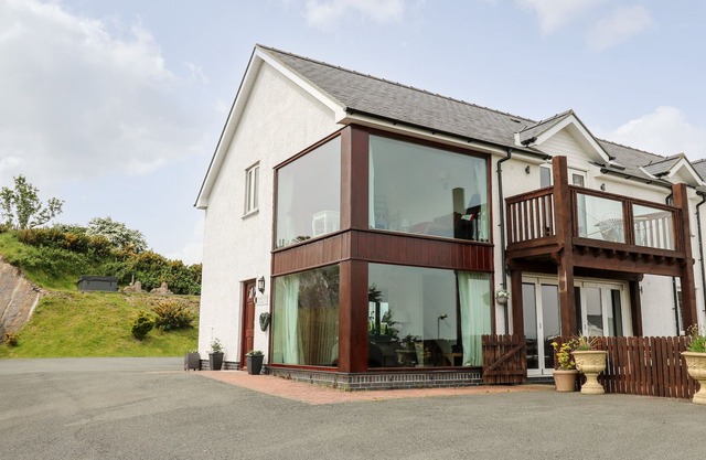 Cambrian View, ABERYSTWYTH
