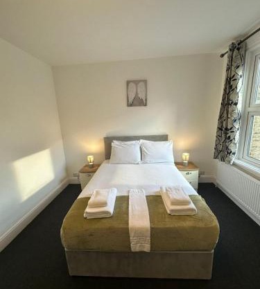 Cambridge Central Rooms - Tas Accommodations