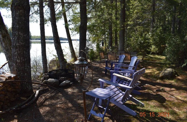 Camp Bud - Canotage et pêche sur l'étang de Beech Hill près de l'Acadie TAUX D'AUTOMNE BAS