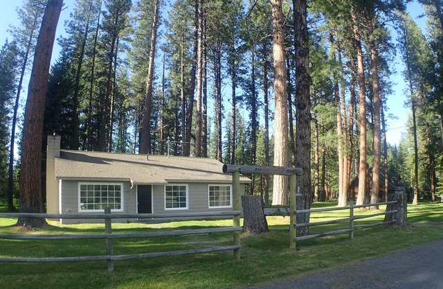 Camp Sherman au bord du ruisseau