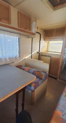 Camper estacionadoDucato 10 GRANDUCA