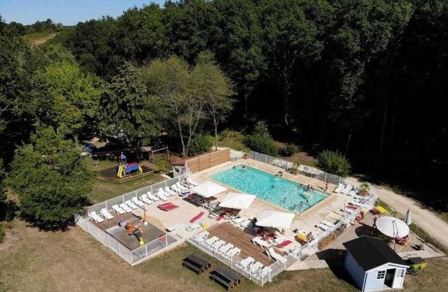 Camping 3 étoiles - Parc aquatique - ccbbai0