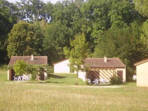 Camping 3 étoiles - Piscine - ccbahd0