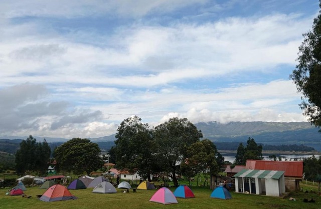 Camping Las Acacias