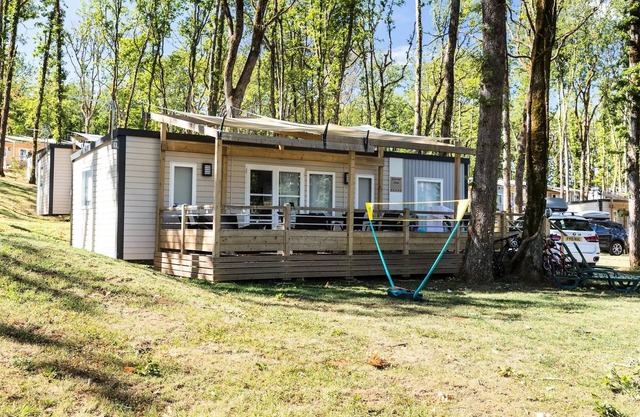 Campsite Saint Avit Loisirs* - Mobile home Premium 4 rooms 6 adults + 2 children air-conditioned