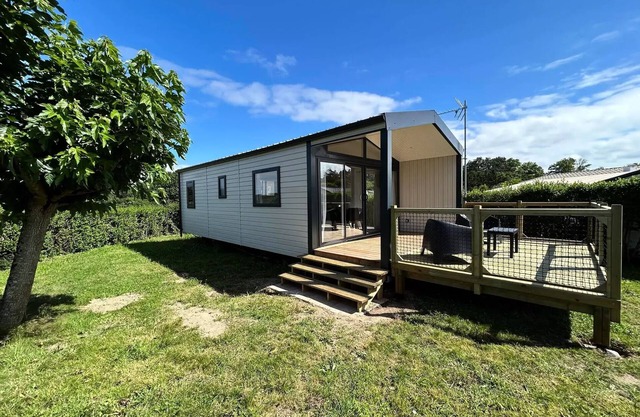 Campsite maeva Escapades Domaine du Mes * - Mobil-Home PRESTIGE 3 Rooms 4 People + TV