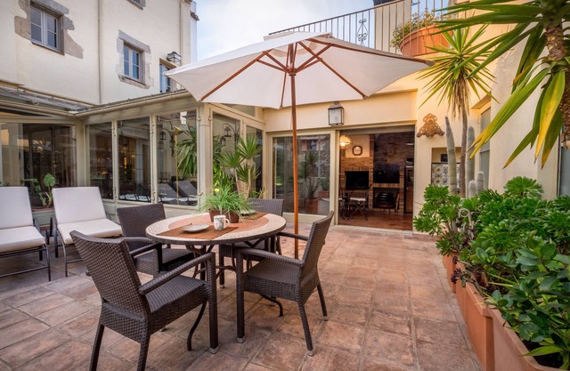 CAN FELIP Appartement 1 dans un bâtiment classé XVIIIC