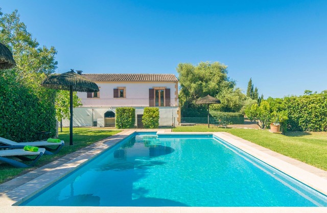 CAN MOSTATXET - Lovely country house with private pool 1.6 km from the beach. Free WiFi