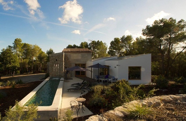 Belle villa dans les vignobles à 10 minutes de Sitges 3 suites 6+ piscine