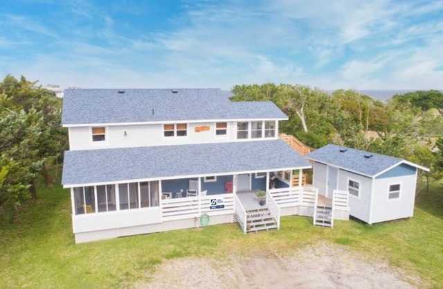 Canalfront Home - Frisco - New 2023 Dog friendly for a fee.