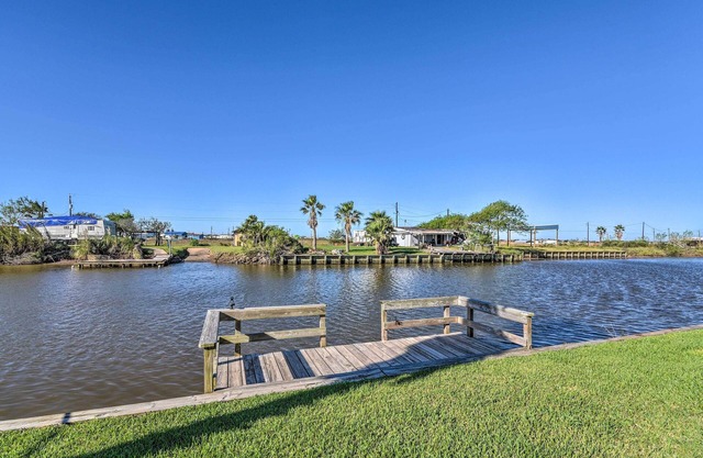 Canalfront Sargent Cabin w/ Patio: 1 Mi to Beach!