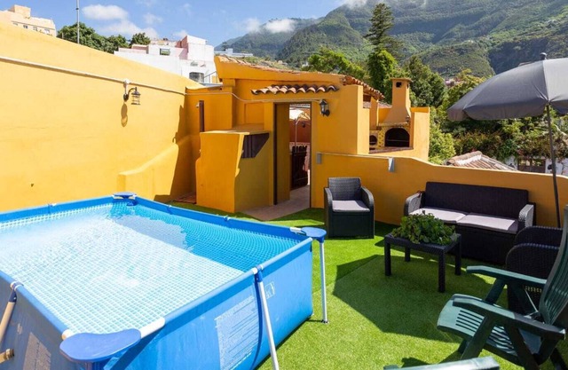 Maison canarienne, vue sur la mer, jacuzzi et piscine