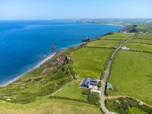 Cancleave - Cornish Clifftop Luxury