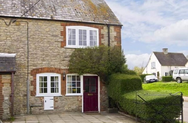Candy Cottage, THORNFORD