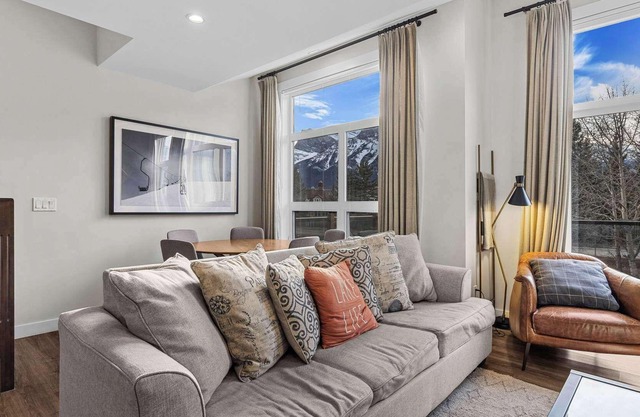 Canmore Premier - Township