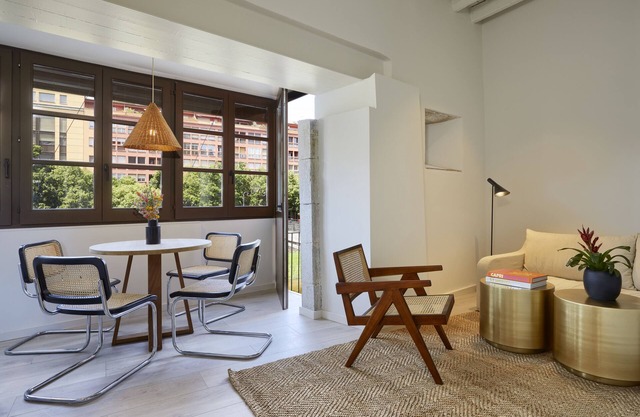 Canvas Apartments & Lofts Girona, Situados en el río Onyar