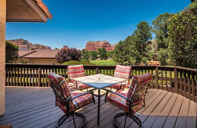 Canyon Mesa Townhome with Spectacular Red Rock Views! - Heaven on the 7th - S084