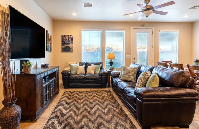 Canyon Oasis 4 Bedroom Apts