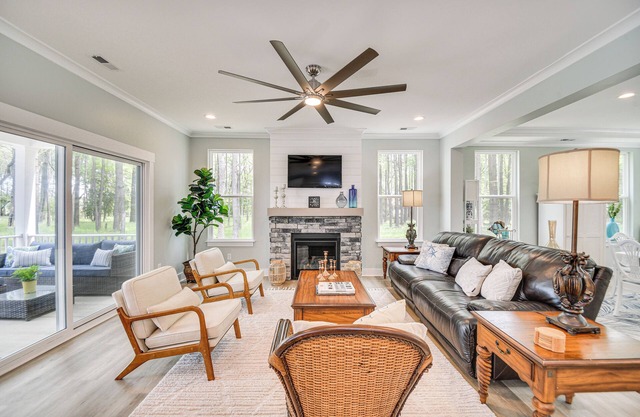 Cape Charles Home: Private Pier & Beach-Front Deck