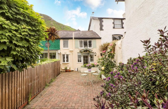 Capel Cottage