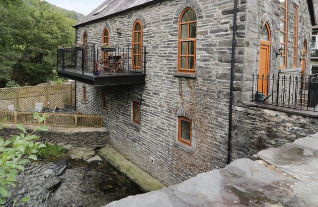 Capel Ebenezer, CORRIS