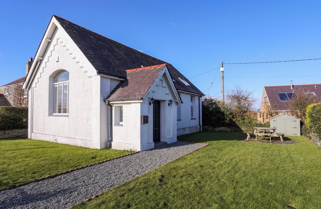 Capel Hermon, BODEDERN