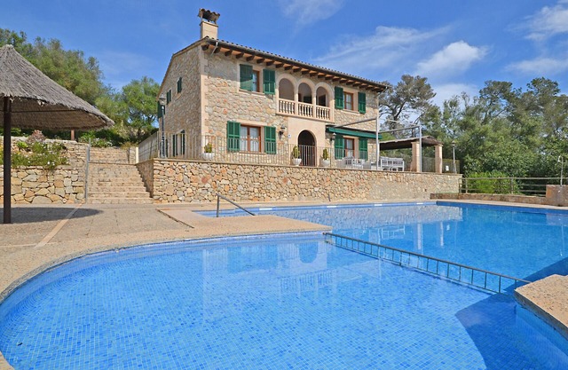 Capellet - beautiful stone house with private pool