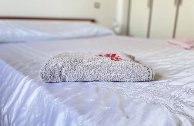 Appartement-Famille-Salle de bain privée séparée-Vue sur Jardin-Appartamento ...