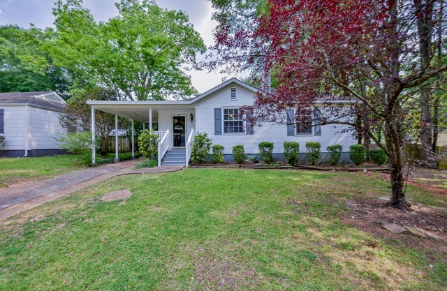 Capstone Cottage - New Property, Book Now!