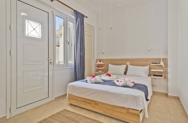 "Captain Elias Apartments" sont flambant neufs et décorés avec goût.
