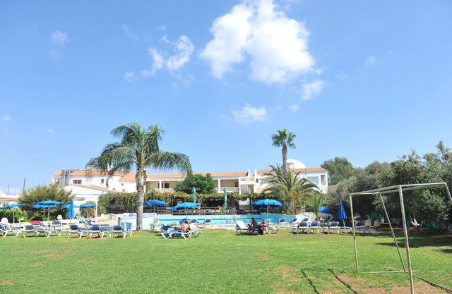 Captain Karas Holiday Apartments