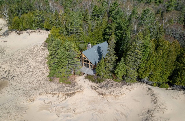 Captain's Watch: Start Your Spring Adventures with a Lakeside Stay