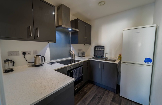 Captivating 1-bed Apartment, Merthyr Tydfil -