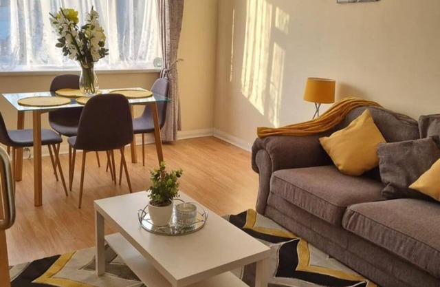 Captivating 2-bed Apartment in Belvedere
